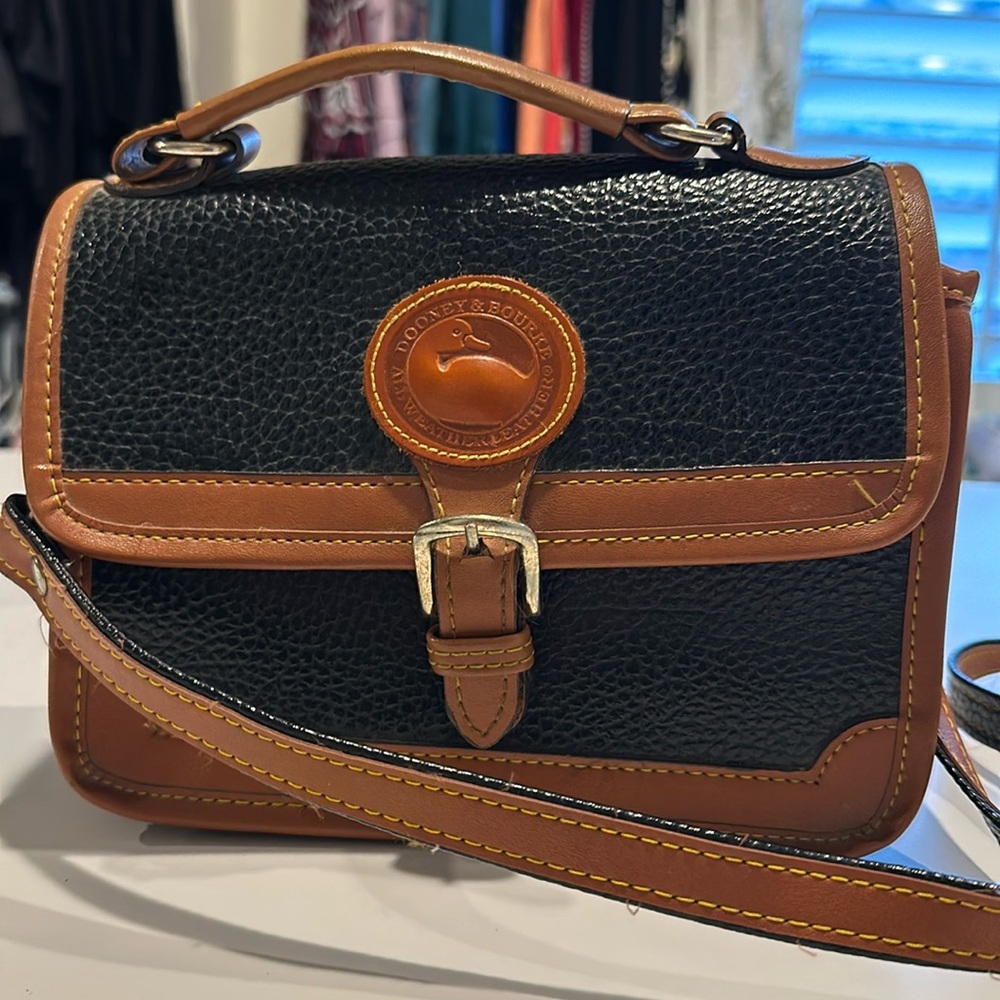 Vintage Dooney & Bourke Black Pebble Leather Crossbody Bag